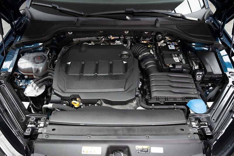 Škoda Octavia 2.0 TDI DSG*ACC*PO ROZVODECH* - fotka 29 z 35