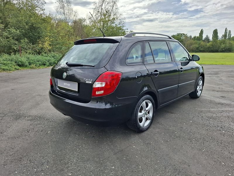 Škoda Fabia (2009) 1.4 16V 63kW,klima,tažné  - fotka 4 z 19