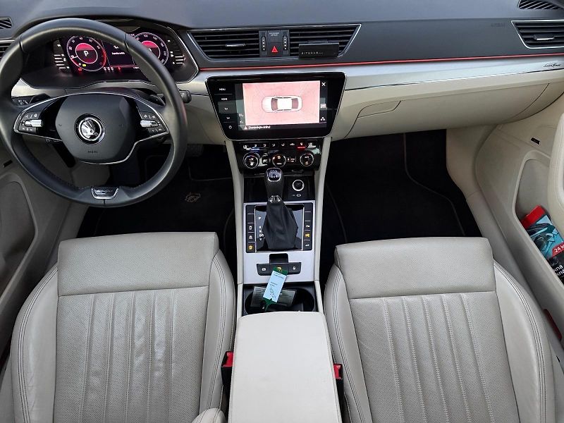 Škoda Superb (2021) L&K 2.0TSI 206kW 4x4 TAŽNÉ CZ - fotka 9 z 11