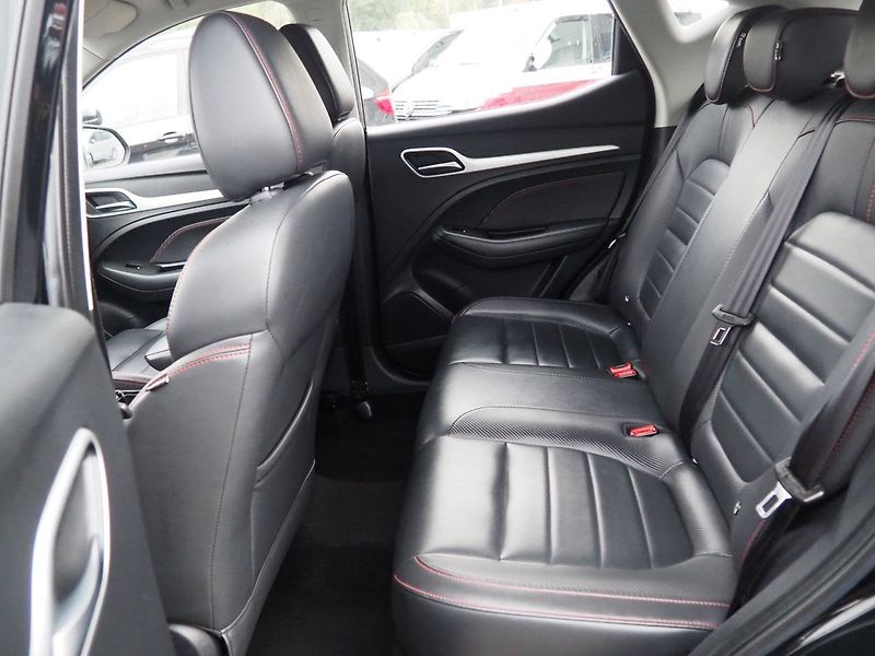 MG ZS (2023) ICE 1.0T-GDI, Luxury, AT - fotka 13 z 38