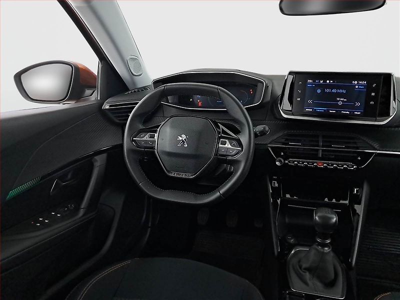 Peugeot 2008 (2021) 1.2 PureTech, Serv.kniha - fotka 7 z 19