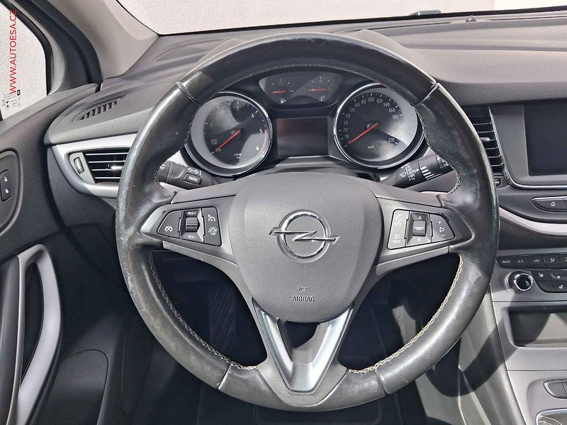 Opel Astra (2022) 1.5 CDTi, 2.maj,ČR, Edition - fotka 11 z 18