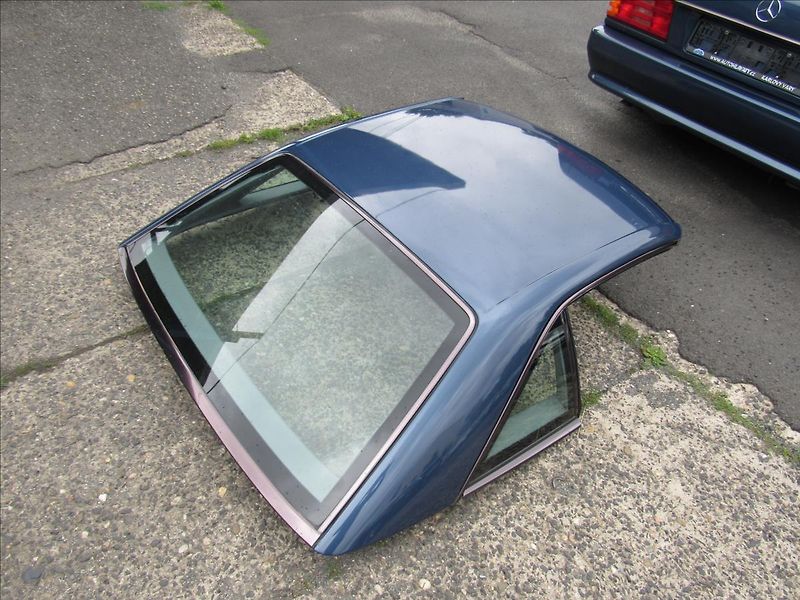 Mercedes-Benz SL 3,2 Hardtop-Cabrio - fotka 41 z 54