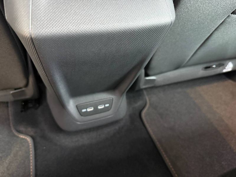 Cupra Born (2023) e-Boost 58kWh 170kW  AUTO - fotka 24 z 24