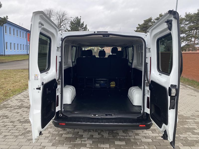 Renault Trafic (2019) 1.6DCi, 5-MÍST, 1.MAJ.ČR!! - fotka 33 z 42