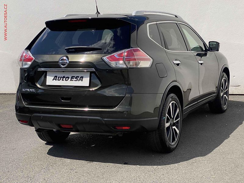 Nissan X-Trail (2016) 1.6 DiG-T, Tekna, kůže, panor - fotka 4 z 21
