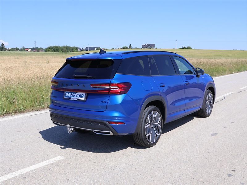 Škoda Kodiaq 2,0 TDI DSG 4x4 Sportline DPH - fotka 7 z 34