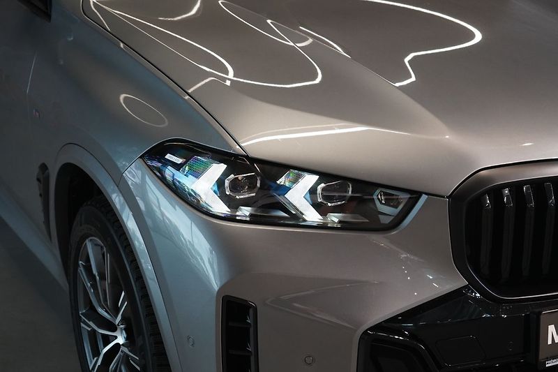 BMW X5 30d xDrive, Ventilace, Tažné - fotka 6 z 49