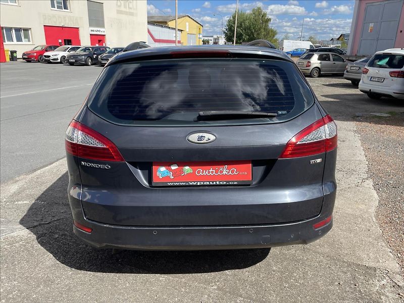 Ford Mondeo 2,0TDCi*103 kW*pravidelný serv - fotka 6 z 36