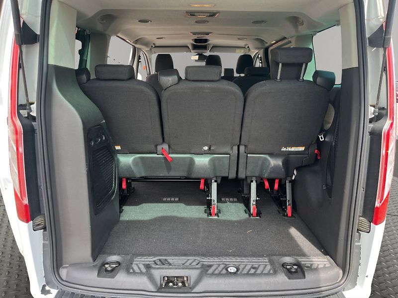 Ford Tourneo Custom (2014) L1 2.2 TDCi 114kW, Tažné - fotka 23 z 23