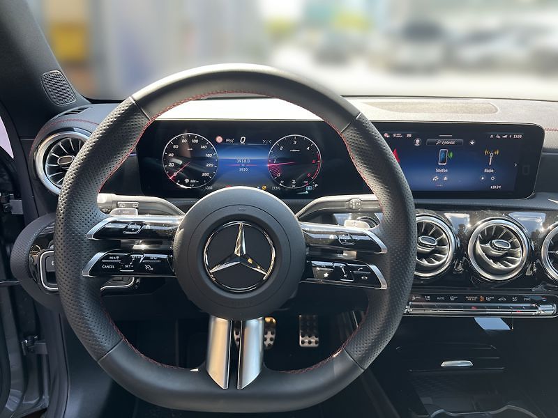 Mercedes-Benz CLA Třída 200 d Shooting Brake AMG - fotka 12 z 18