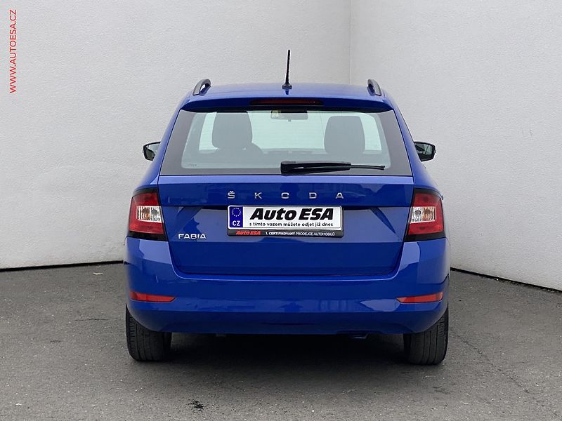Škoda Fabia (2021) 1.0 TSi, ČR, Ambition, tempo - fotka 5 z 16