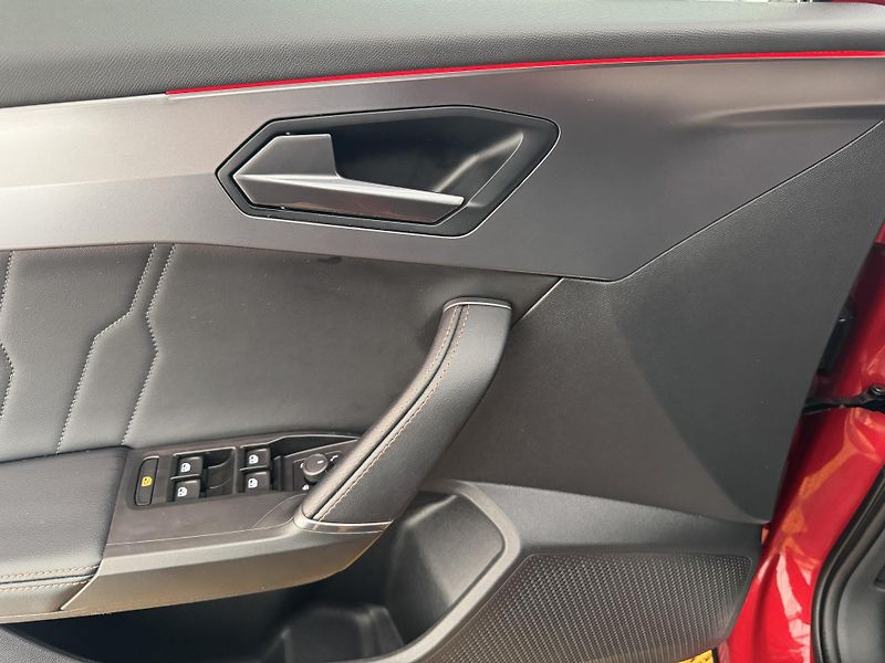 Cupra Formentor 1.5Tsi*CZ*DPH*1-MAJ*ZARUKA* - fotka 10 z 47