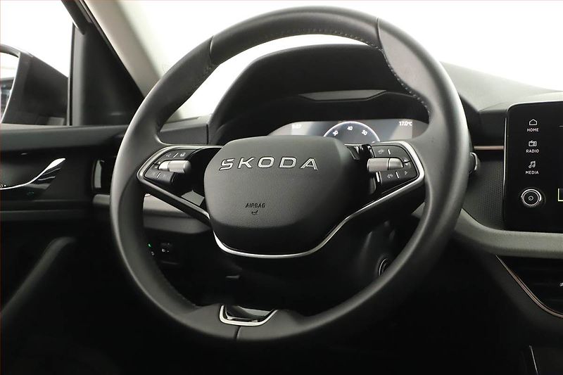 Škoda Scala (2025) 1.0 TSI, Top Selection, FullLe - fotka 13 z 14