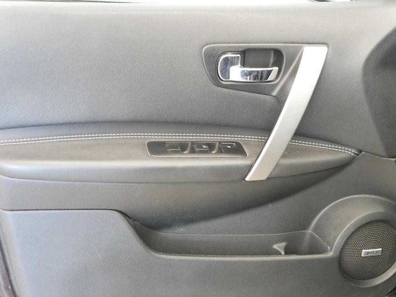 Nissan Qashqai - fotka 12 z 24