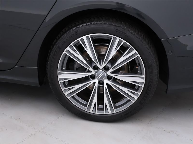 Audi A6 3,0 55 TFSI 250kW Quattro S-Tr - fotka 23 z 30