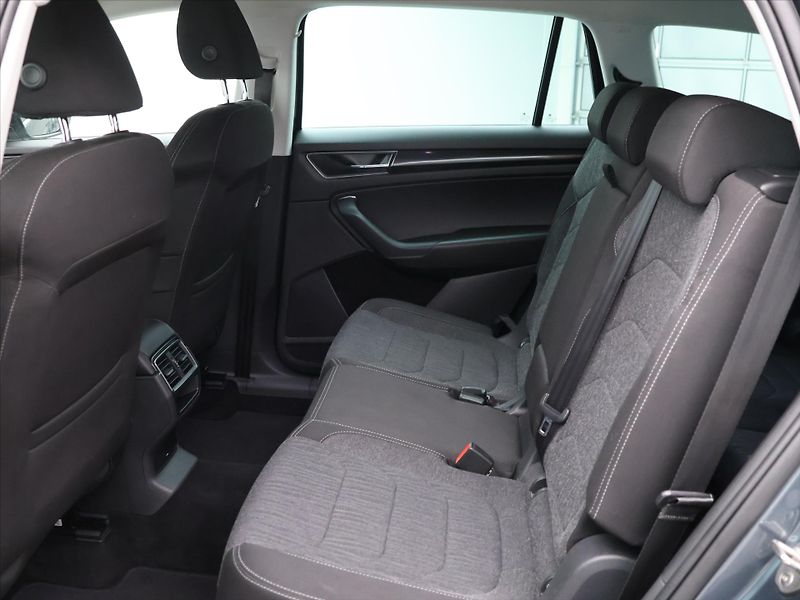 Škoda Kodiaq 2,0 TDI DSG Style LED 7-Míst - fotka 17 z 39