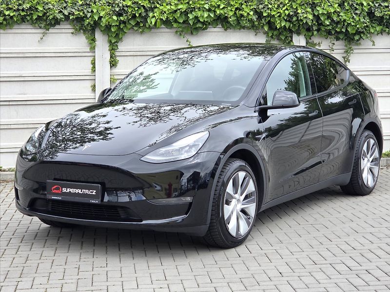 Tesla Model Y 378kW 4x4 LR Tažné zař. NEHAVA - fotka 3 z 22