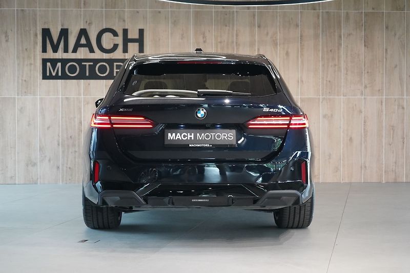 BMW Řada 5 540d xDrive Touring, Nezávislé - fotka 10 z 44