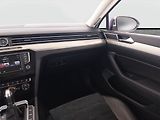 Volkswagen Passat (2015) Highline 2.0 BiTDI, 4X4 - náhled 8