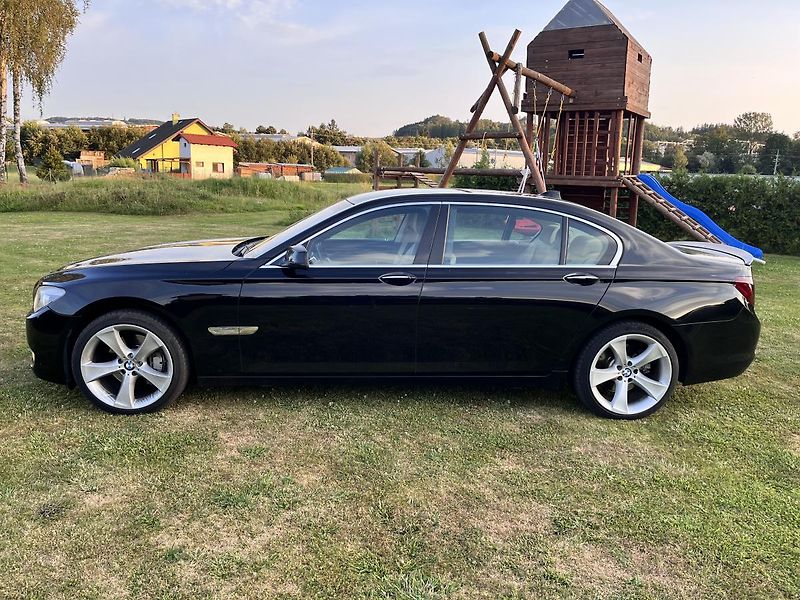 BMW Řada 7 740 LI,LONG,240KW,MINISTERSTVO - fotka 4 z 49