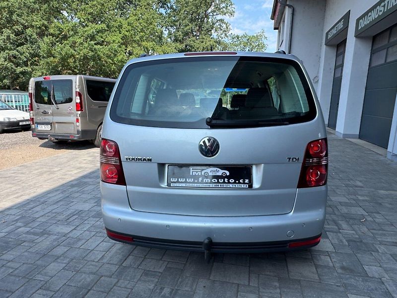 Volkswagen Touran (2008) 1.9 TDi, DUAL KLIMA, TAŽNÉ - fotka 6 z 33
