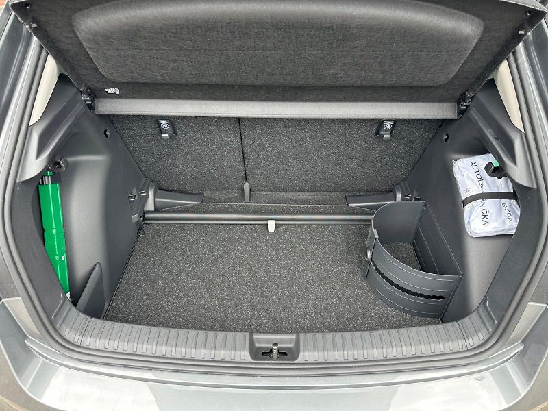 Škoda Fabia (2025) 1,0 TSI / 85 KW / DSG / Top Se - fotka 10 z 30