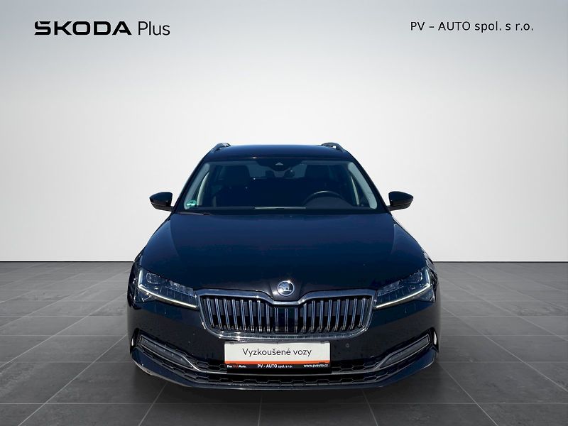 Škoda Superb (2023) 2.0 TDI 147kW DSG Style Plus c - fotka 4 z 35