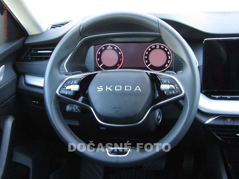 Škoda Octavia (2025) 1.5 TSi m-HEV, ČR, Selection - fotka 14 z 22