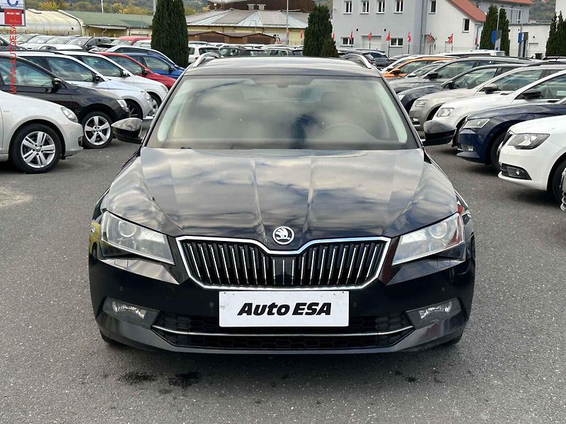Škoda Superb (2016) 1.6 TDi, AC, výhřev sed. - fotka 2 z 19