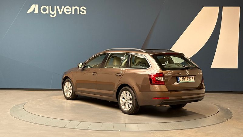 Škoda Octavia 1.5 TSI 110kW Style Combi DSG - fotka 3 z 12