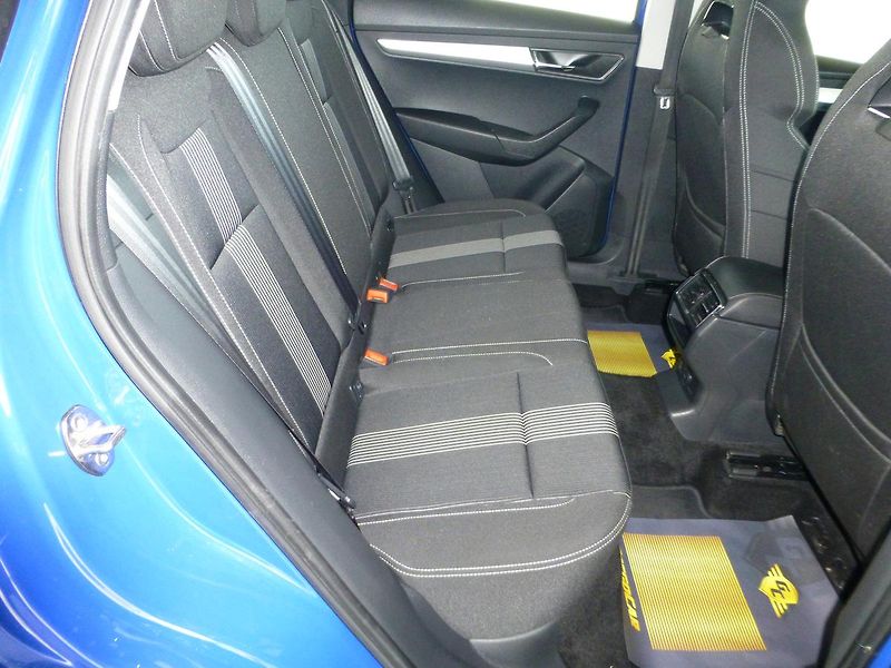 Škoda Karoq (2018) 1,6TDI*PARK.S**ALU***VYHŘ.SED. - fotka 20 z 23