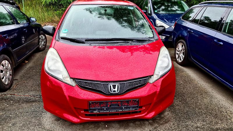 Honda Jazz 1.2 benzin 66 kw Facelit - fotka 10 z 36
