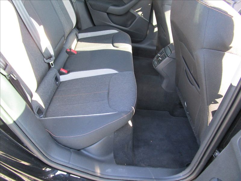 Škoda Scala 1.0TSi  130 Let Premium, 1. ma - fotka 25 z 43