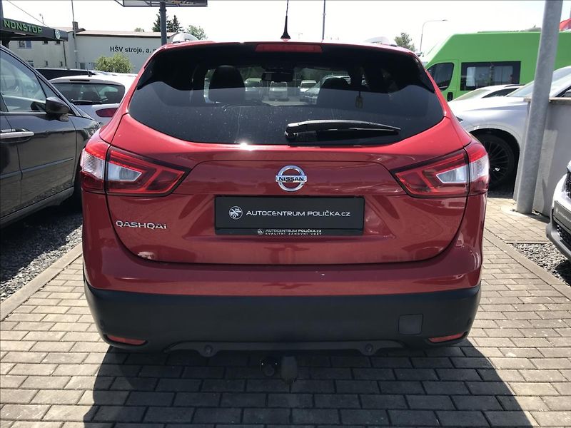 Nissan Qashqai 1,6 96kw   PANORAM - fotka 5 z 13