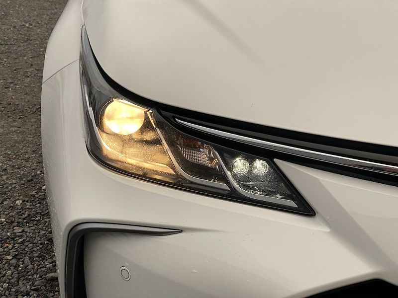 Toyota Corolla 1.8HSD, ČR, ComTech, DPH - fotka 8 z 15