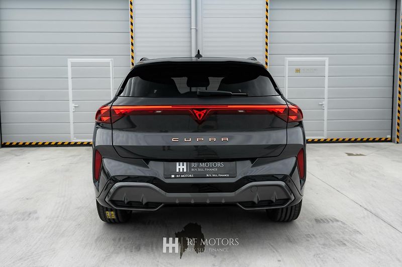 Cupra Terramar (2026) VZ 2.0 TSI 265 4DRIVE - fotka 8 z 54
