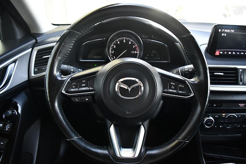 Mazda 3 2.0SKYACTIV-G HUD KAMERA 2xALU - fotka 18 z 34
