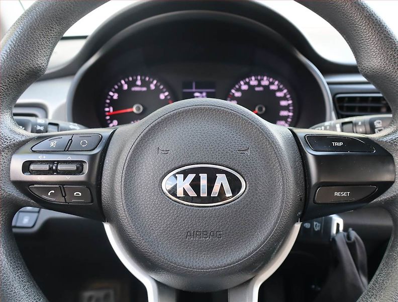 Kia Rio (2017) 1.25 CVVT, Serv.kniha - fotka 15 z 15