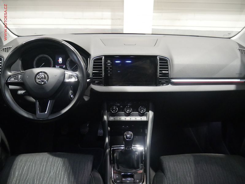 Škoda Karoq (2018) 1.5 TSi, ČR, LED, AC - fotka 8 z 24