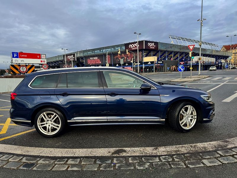 Volkswagen Passat (2015) 2.0 /176kW/4x4 - fotka 6 z 24