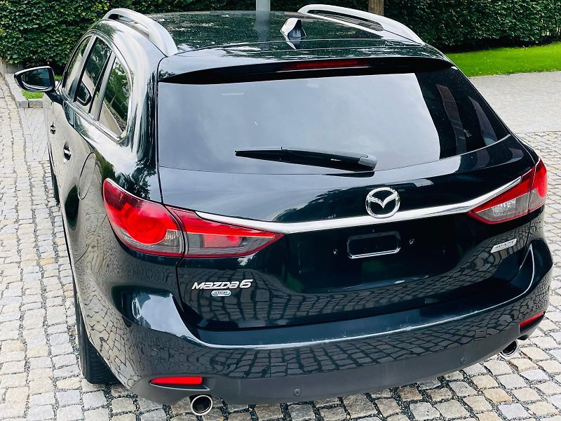 Mazda 6 2.0i MANUÁL SENZORY SERVISKA - fotka 16 z 45