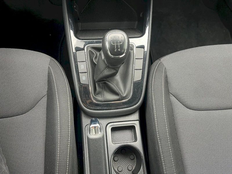 Škoda Fabia (2024) SELEC TS 70/1.0 M5F - fotka 21 z 27