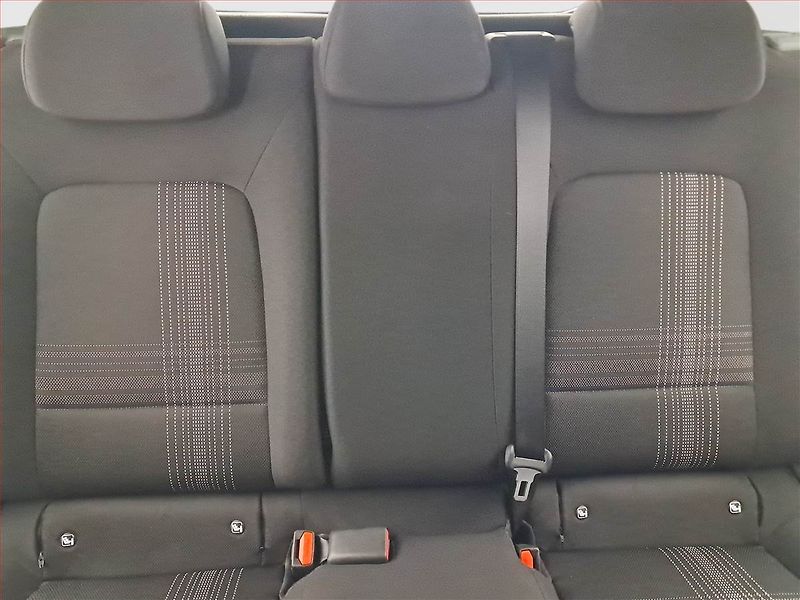 Hyundai Bayon (2023) 1.0 T-GDI, Serv.kniha - fotka 10 z 17