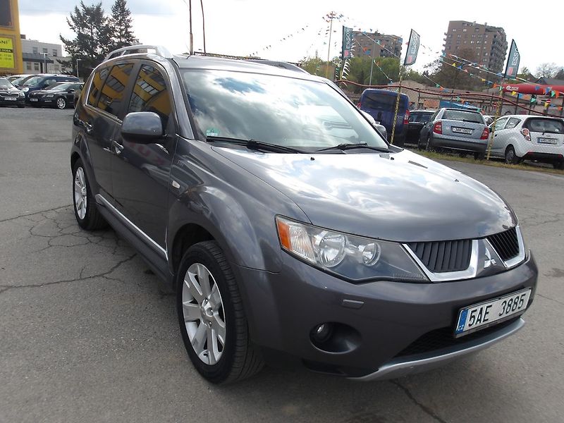 Mitsubishi Outlander 2,3i LPG+BENZIN  AUTOMAT !!! - fotka 6 z 31