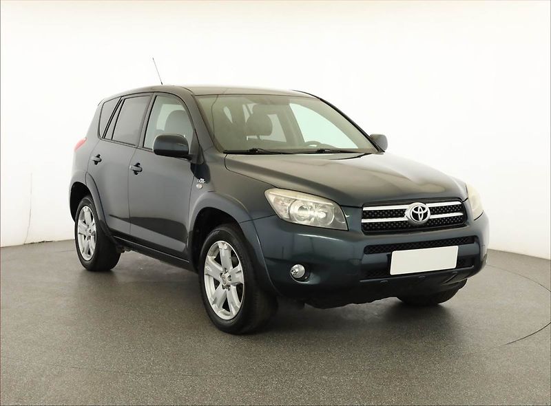 Toyota RAV4 (2006) 2.2 D-CAT, 4X4, Navi - fotka 1 z 20