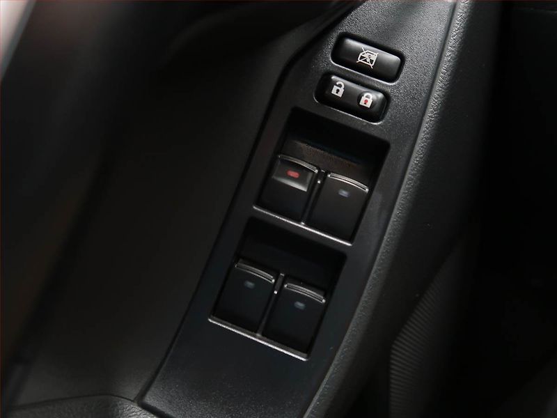 Toyota Verso (2013) 2.0 D-4D, 7 míst - fotka 17 z 18