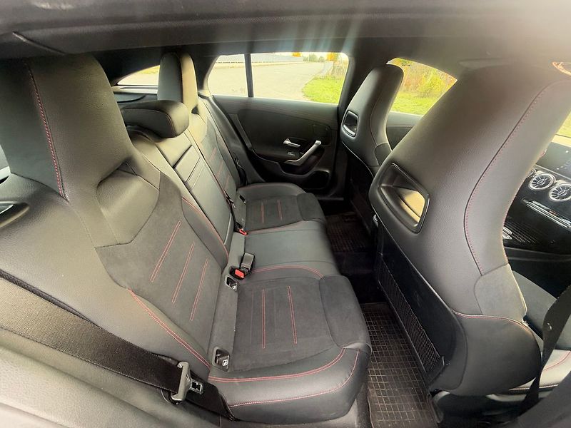 Mercedes-Benz CLA AMG SHOOTING BRAKE - fotka 14 z 17