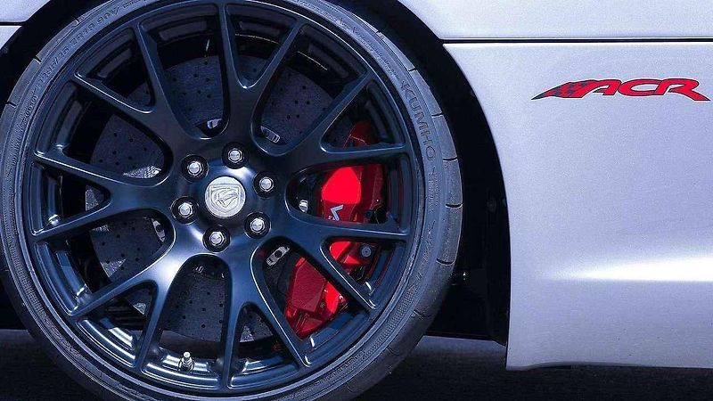Dodge Viper ACR.
