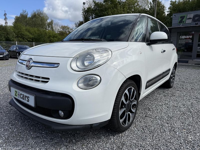 Fiat 500L 1.6JTD 105 LIVING ČR - fotka 1 z 17